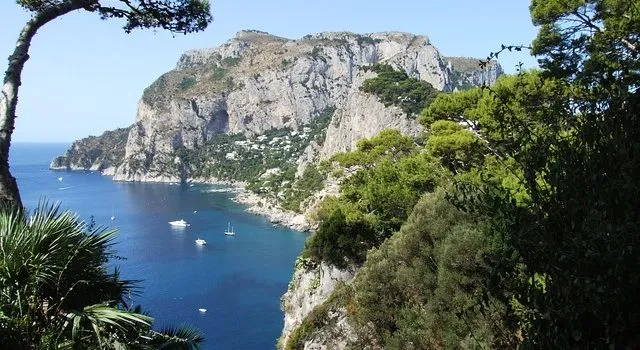 Gulet (Caicco) trip along the Amalfi Coast for large groups
