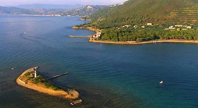 Short boat trip to Licosa Island, Castellabate