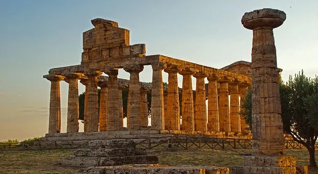 Paestum Temples and Visit to a Buffalo Mozzarella Farm